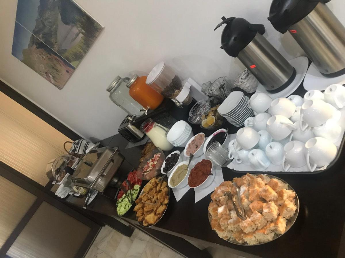 Pensiunea Geona Poiana Teiului 외부 사진